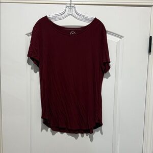 Chic Maroon Short Sleeve Top